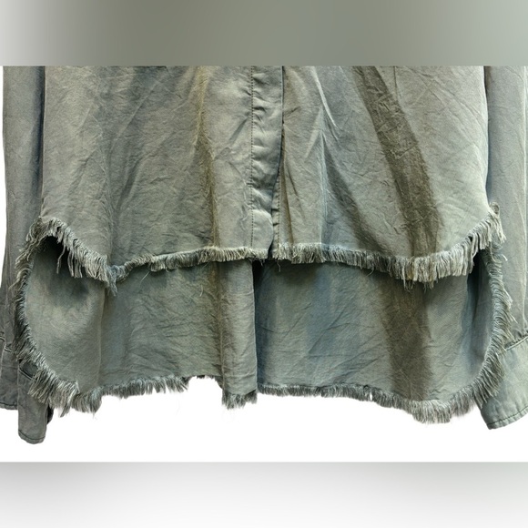 Vintage Havana Army Patchwork flowy green blouse with frayed edges, size small✨ - Picture 10 of 10